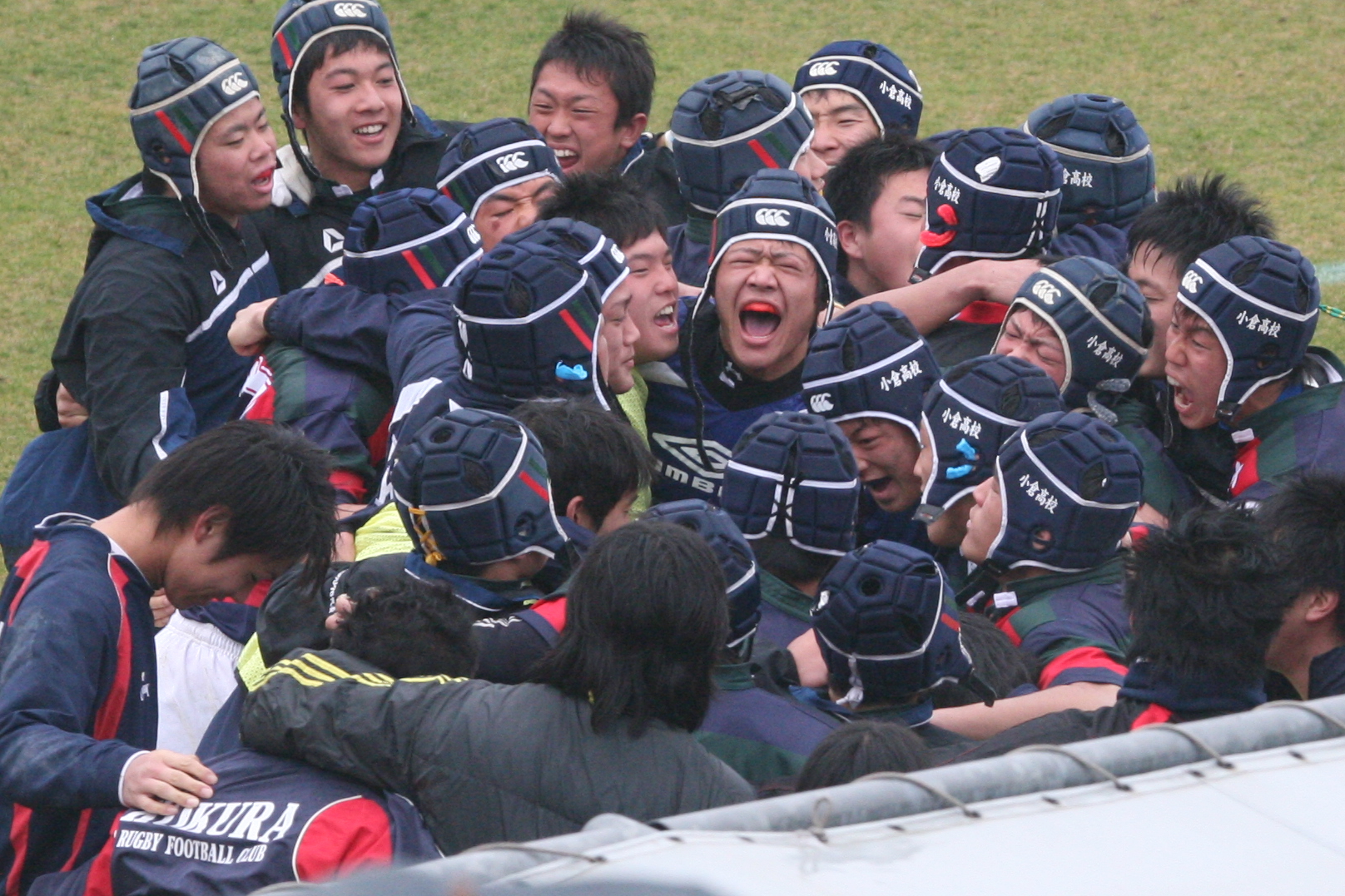 http://kokura-rugby.sakura.ne.jp/2010.1.31-1.JPG