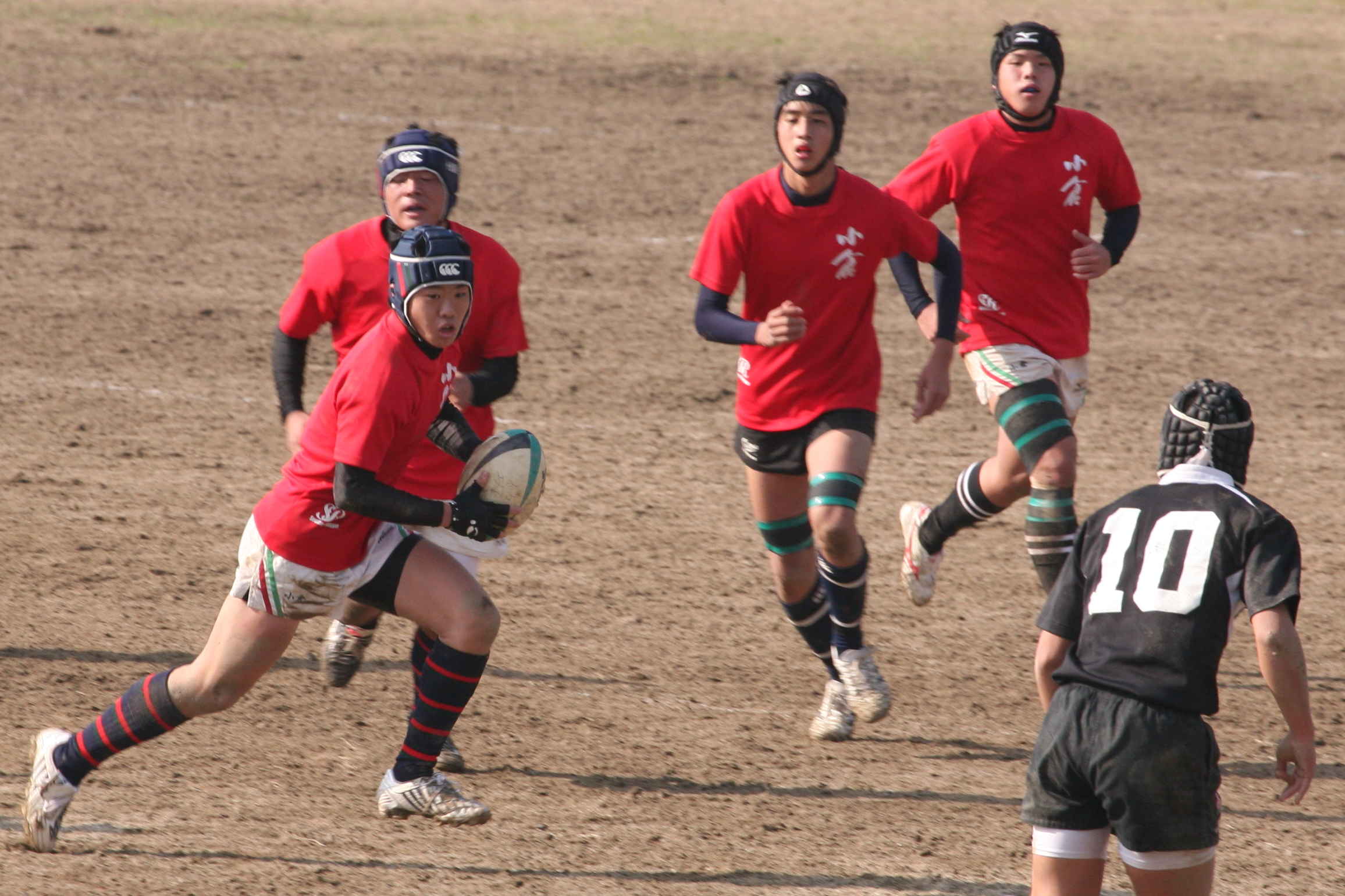 http://kokura-rugby.sakura.ne.jp/2010.12.23-8.JPG