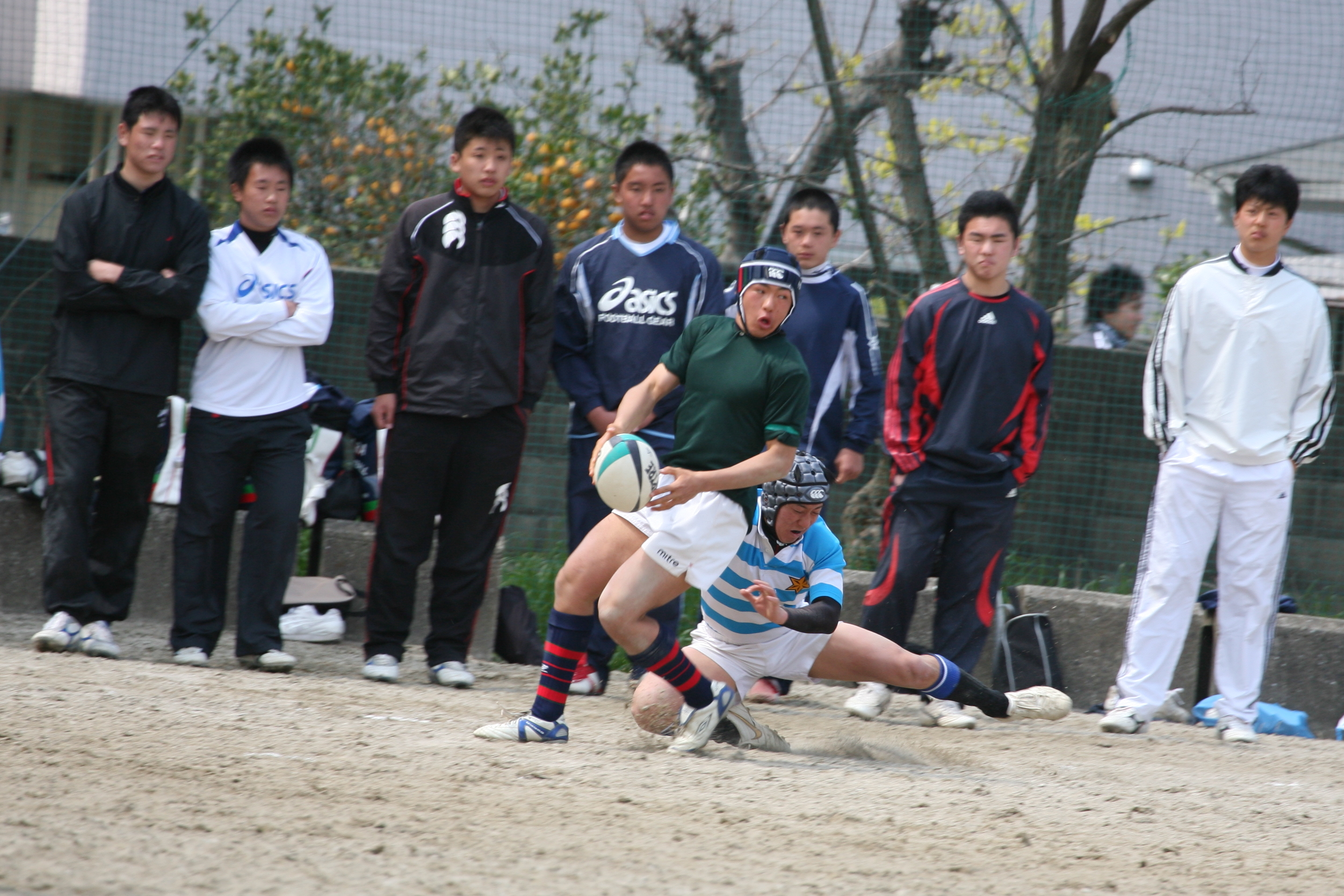 http://kokura-rugby.sakura.ne.jp/2010.3.28-%EF%BC%94.JPG