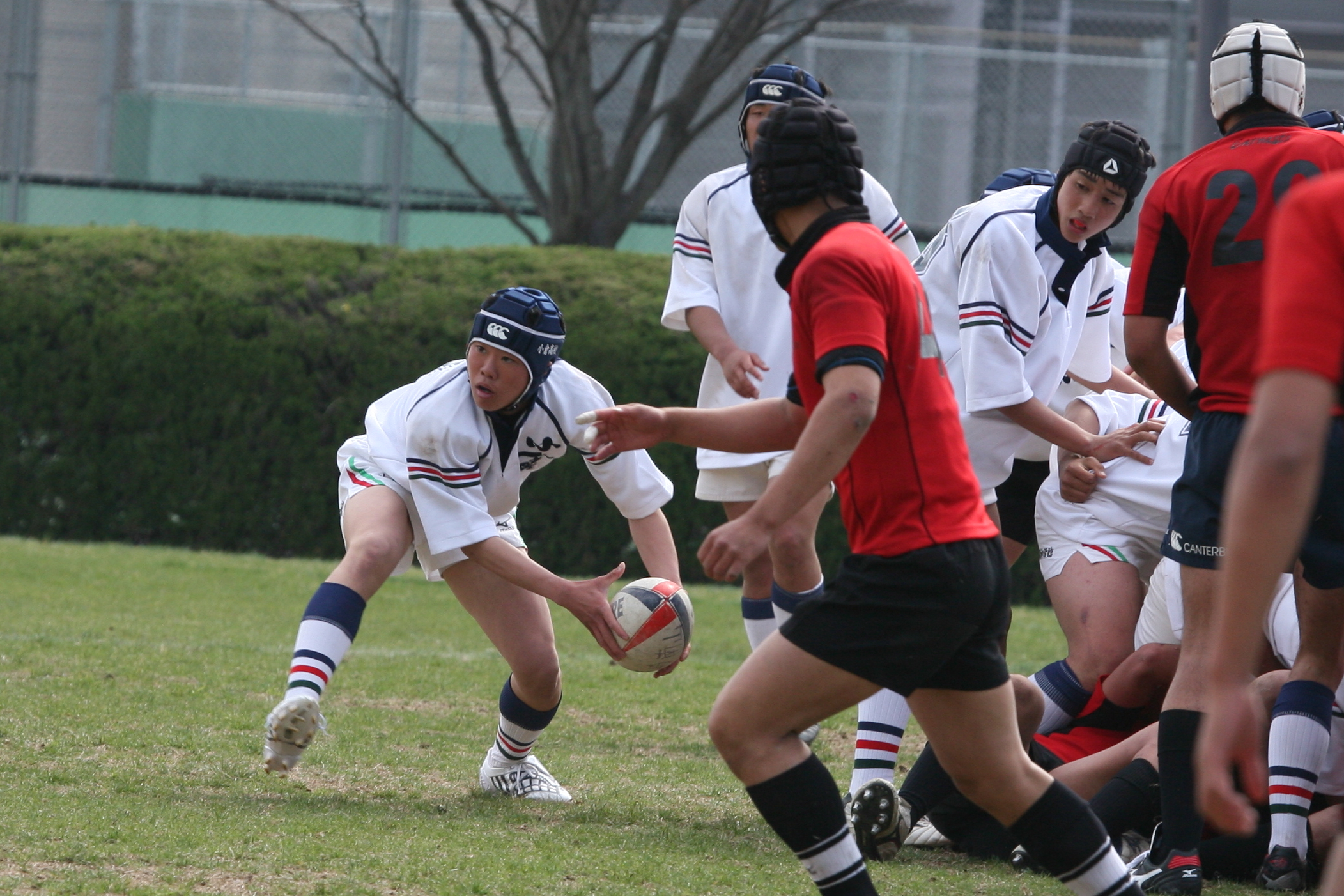 http://kokura-rugby.sakura.ne.jp/2010.4.4%20B-1.JPG