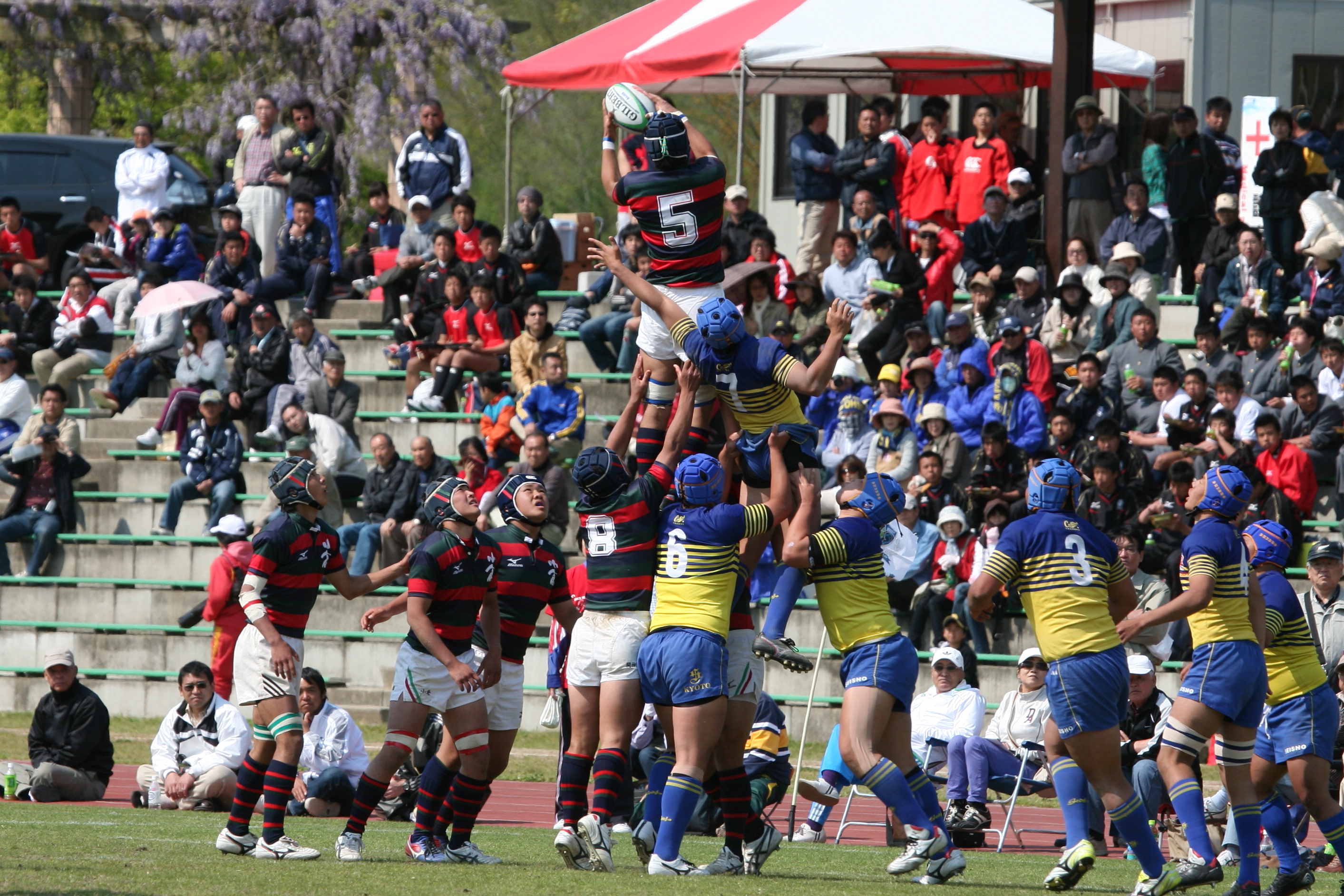 http://kokura-rugby.sakura.ne.jp/2010.5.1-2.JPG