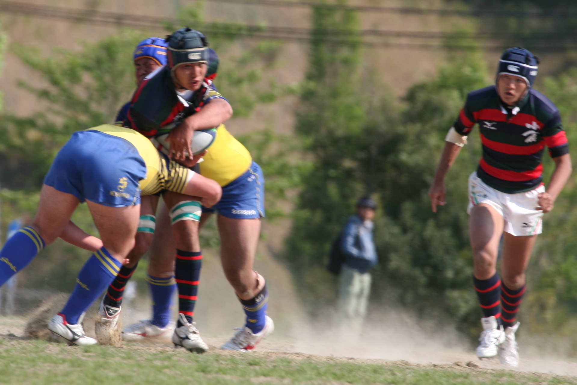 http://kokura-rugby.sakura.ne.jp/2010.5.1-7.JPG