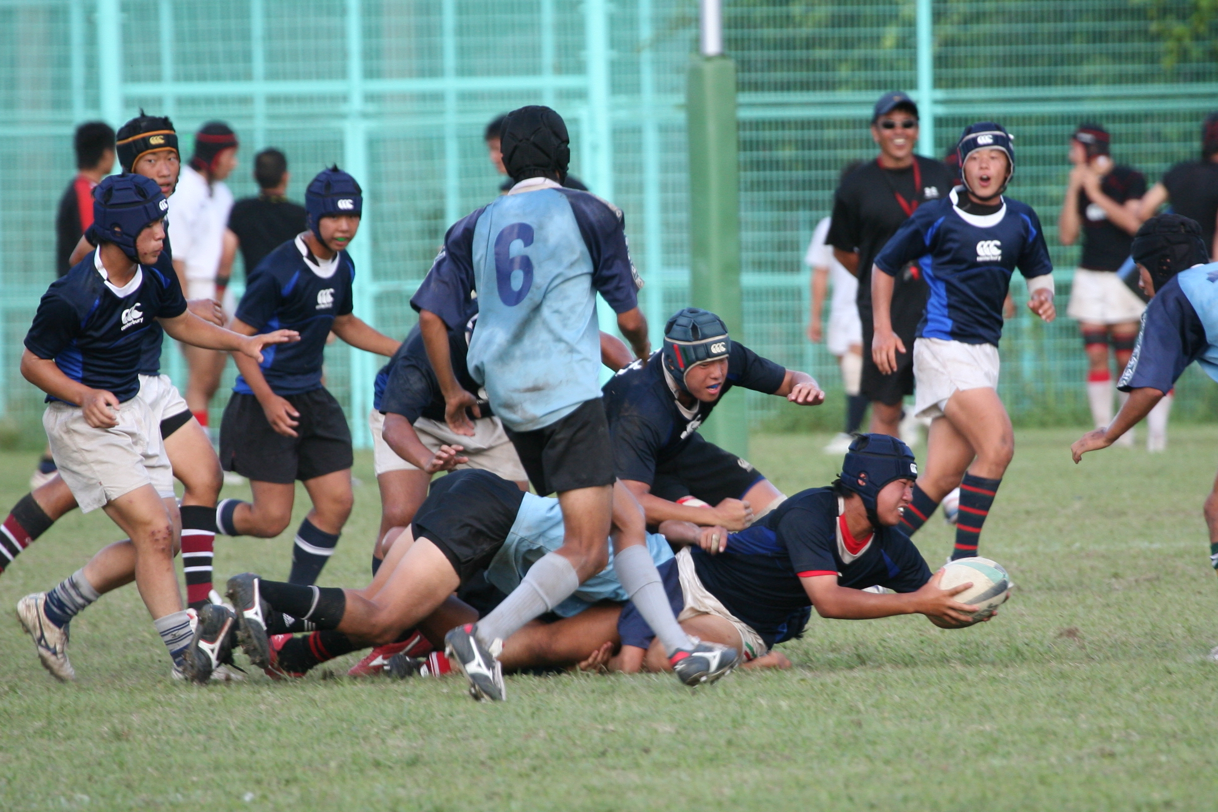 http://kokura-rugby.sakura.ne.jp/2010.8.15-8.JPG