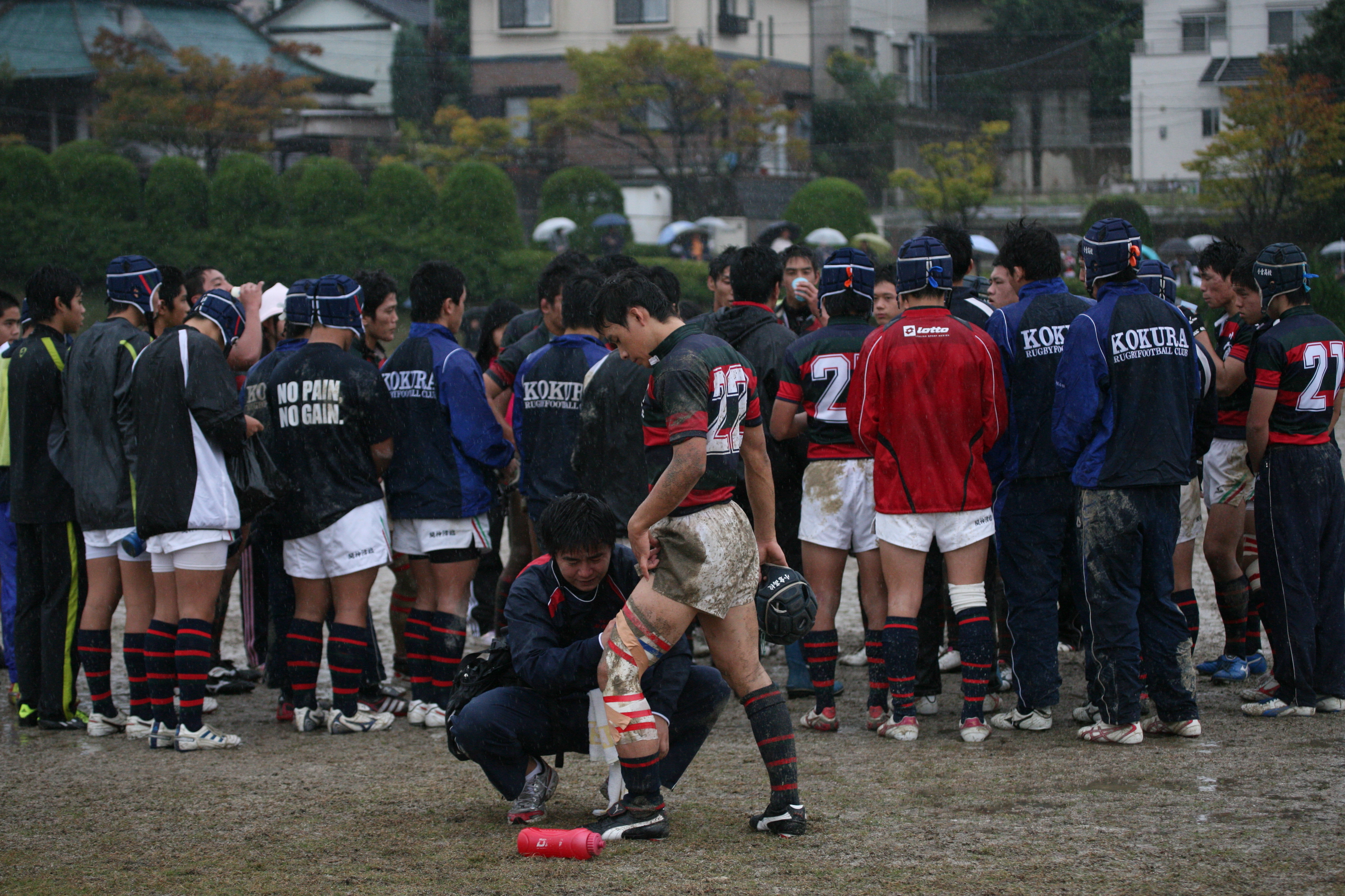 http://kokura-rugby.sakura.ne.jp/2011.10-30-10.JPG