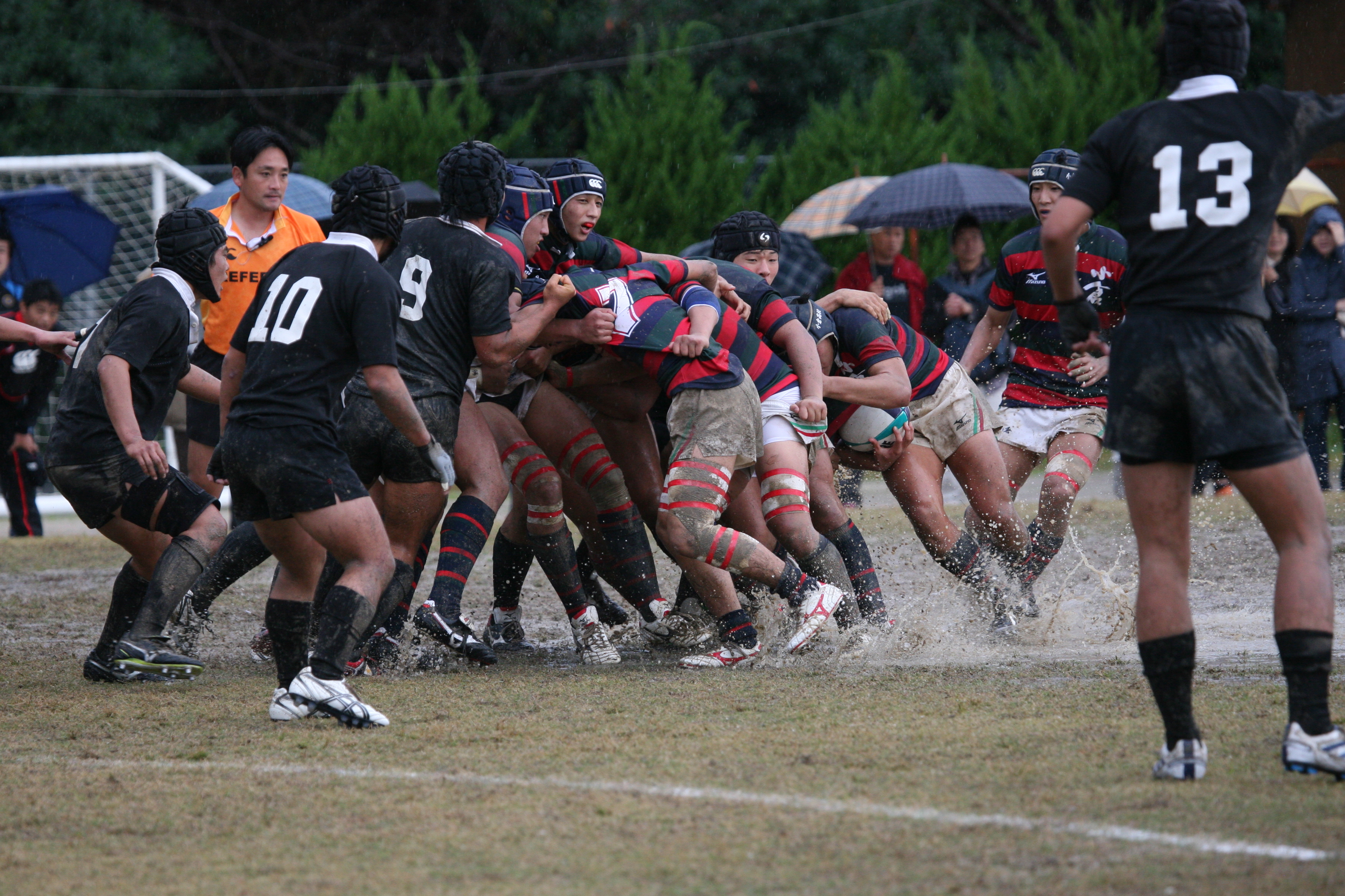 http://kokura-rugby.sakura.ne.jp/2011.10-30-3.JPG