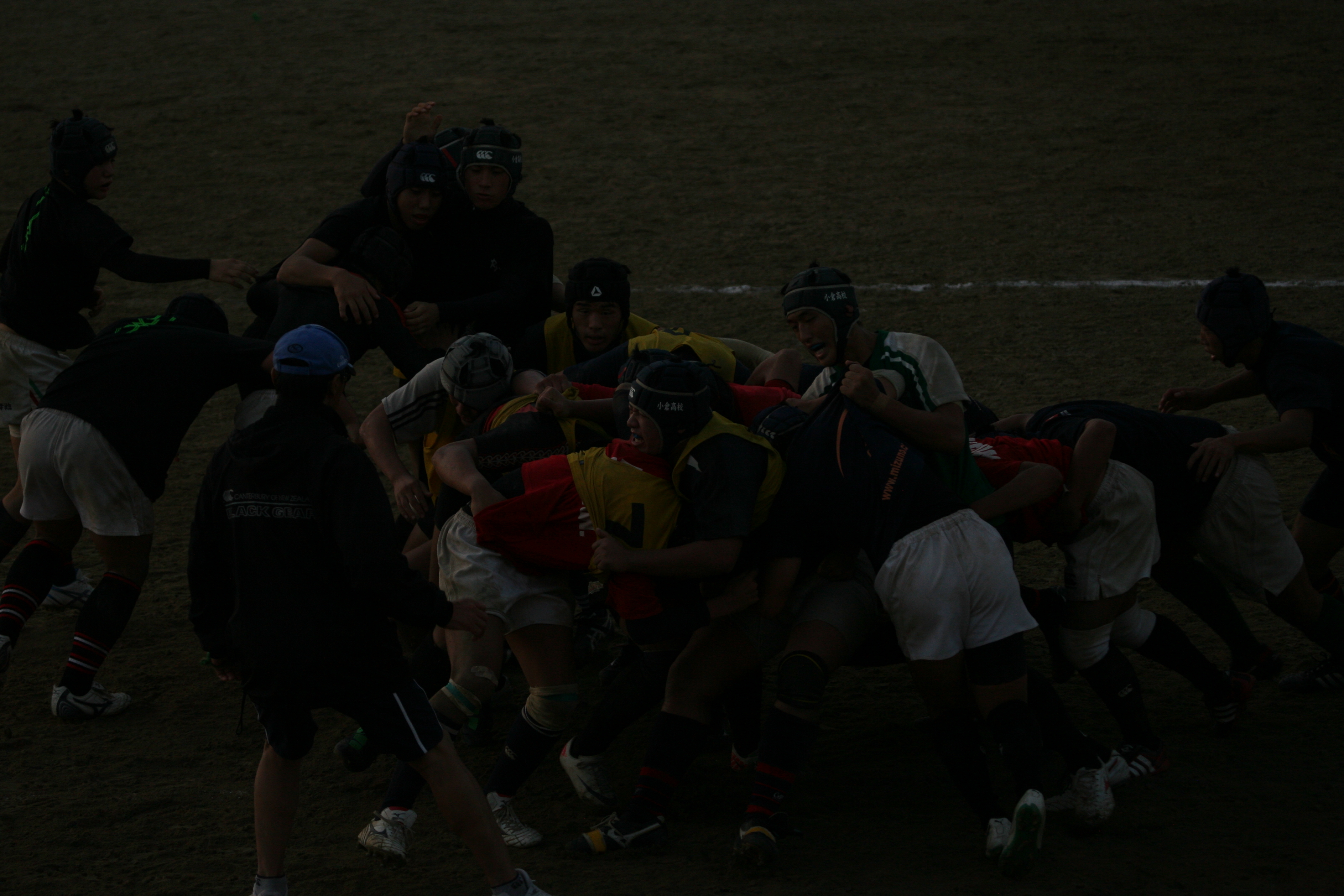 http://kokura-rugby.sakura.ne.jp/2011.11.3-4.JPG
