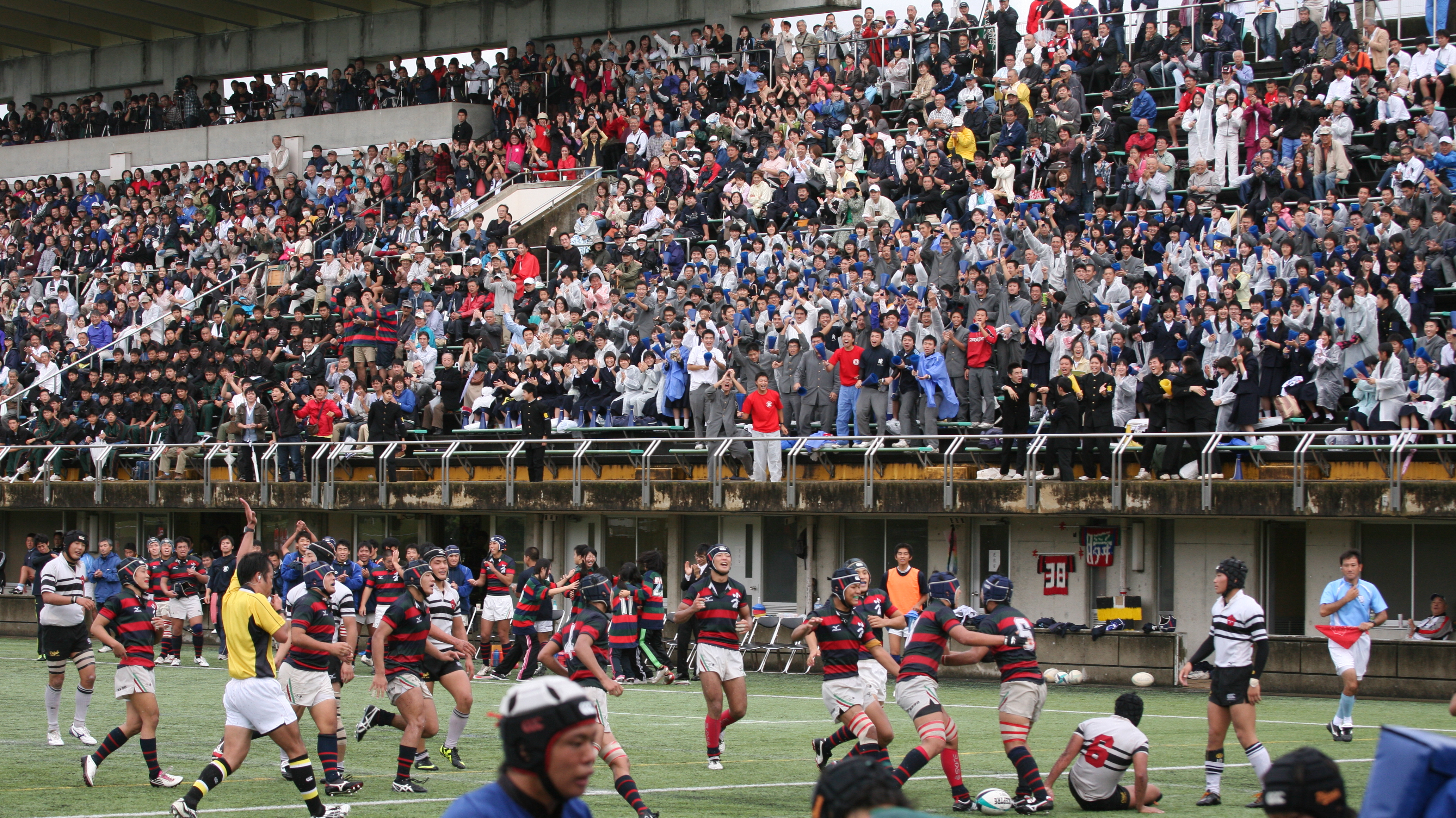 http://kokura-rugby.sakura.ne.jp/2011.11.6-3-41A.JPG