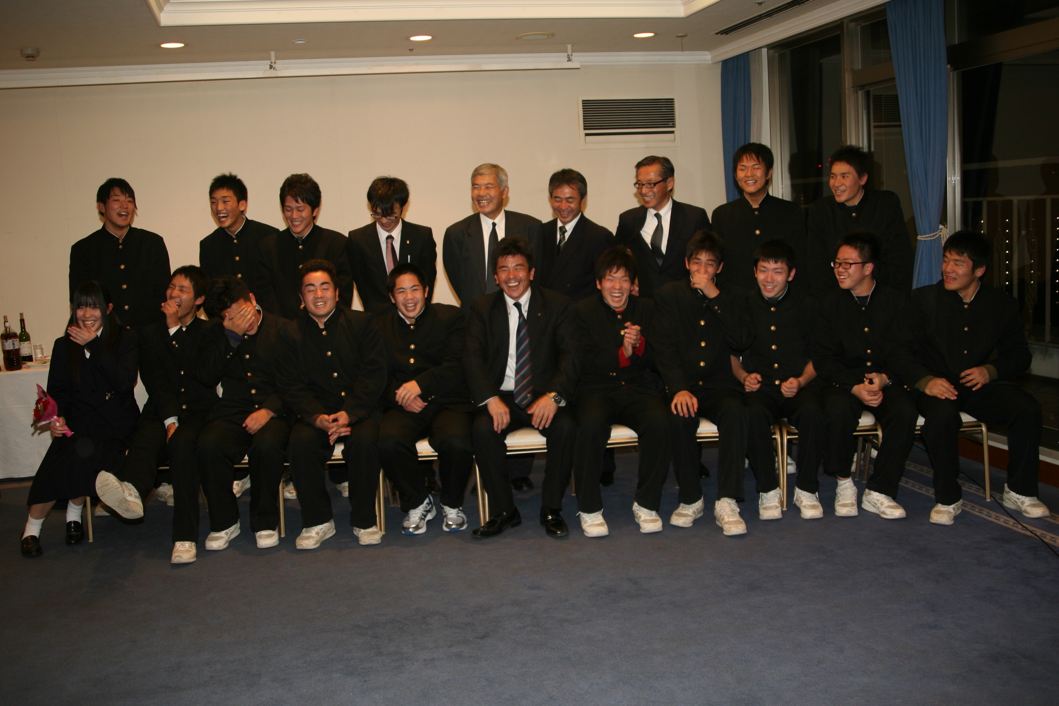 http://kokura-rugby.sakura.ne.jp/2011.12.10-13.JPG