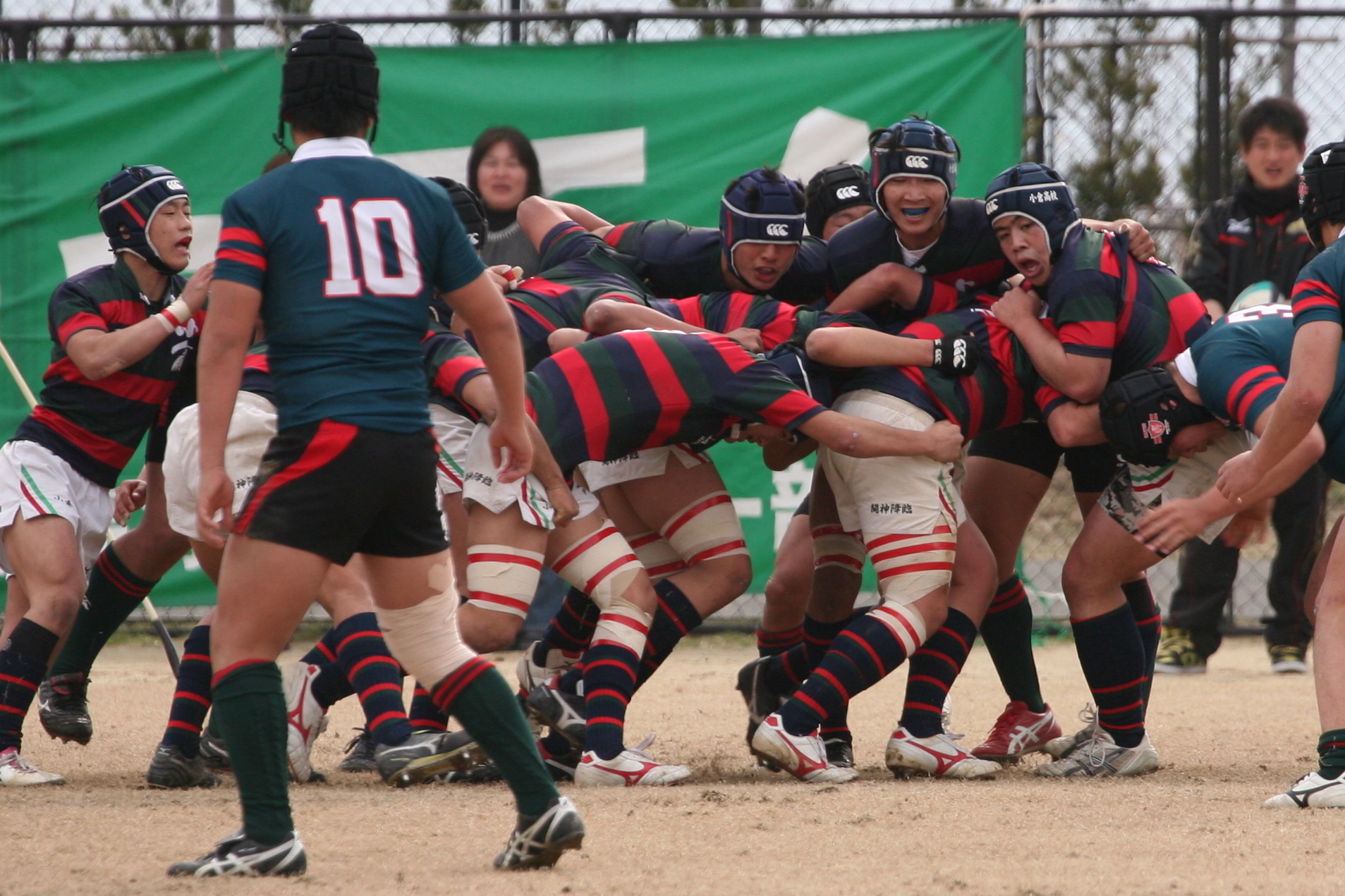 http://kokura-rugby.sakura.ne.jp/2011.2.19-6.JPG