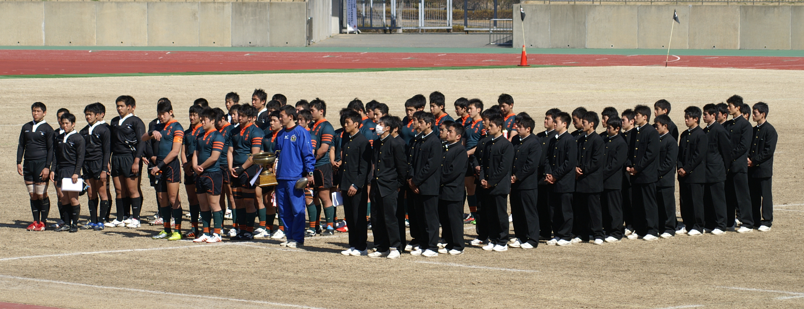 http://kokura-rugby.sakura.ne.jp/2011.2.22-A.JPG