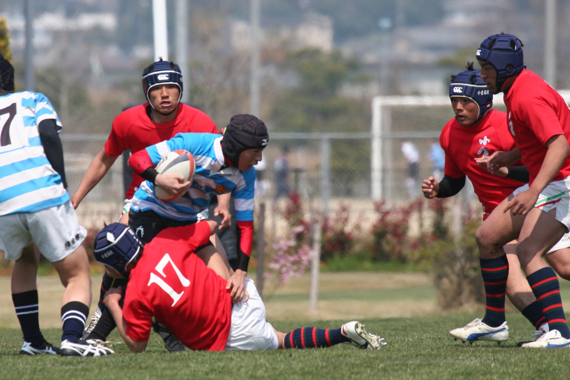 http://kokura-rugby.sakura.ne.jp/2011.3.30-11.jpg