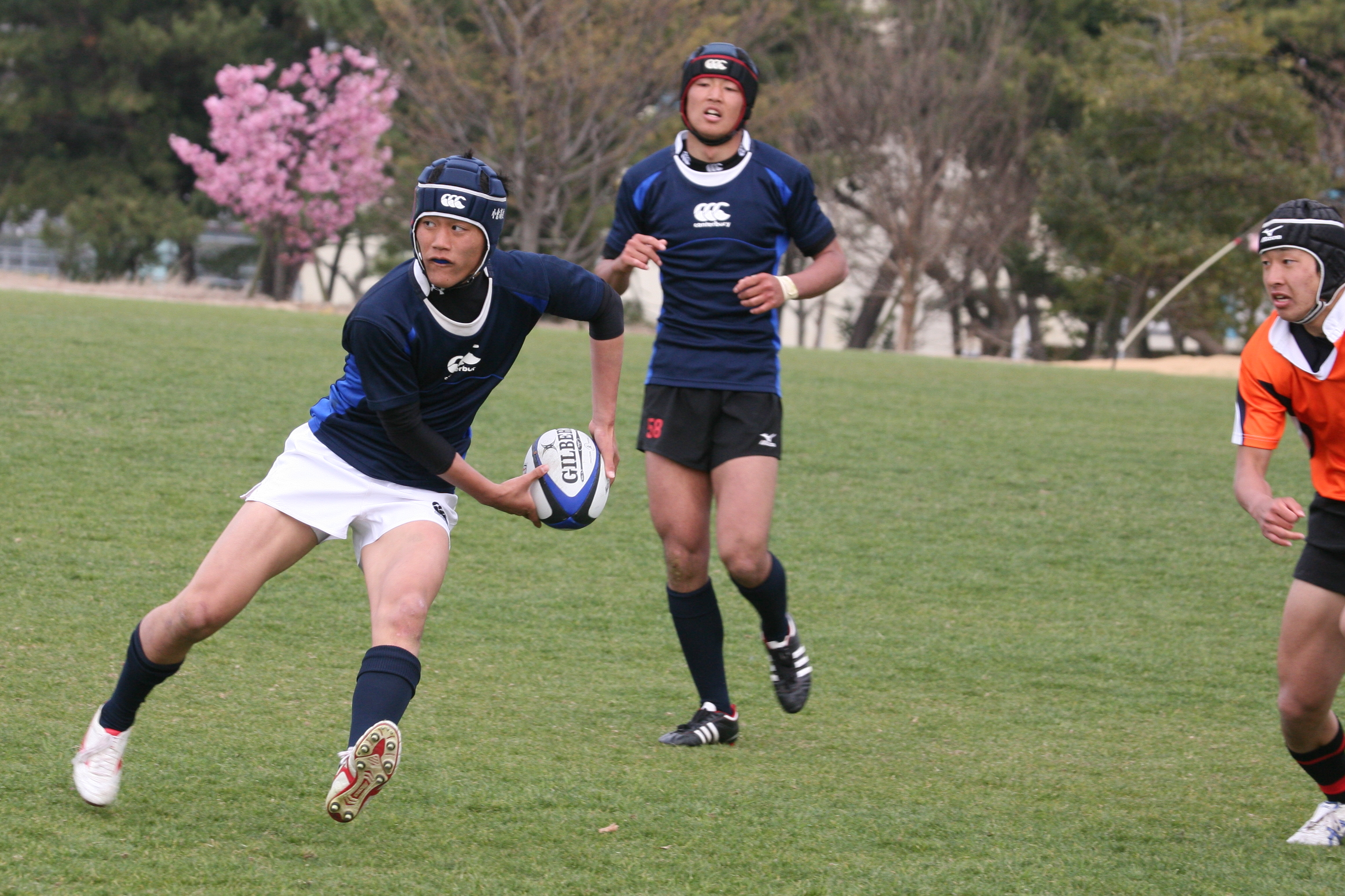 http://kokura-rugby.sakura.ne.jp/2011.4.2-11.JPG