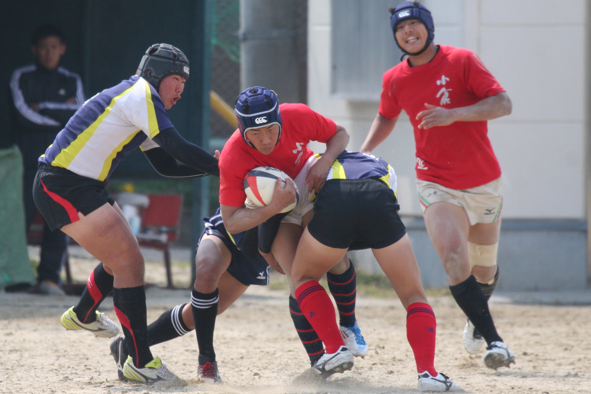 http://kokura-rugby.sakura.ne.jp/2011.4.23-4.jpg