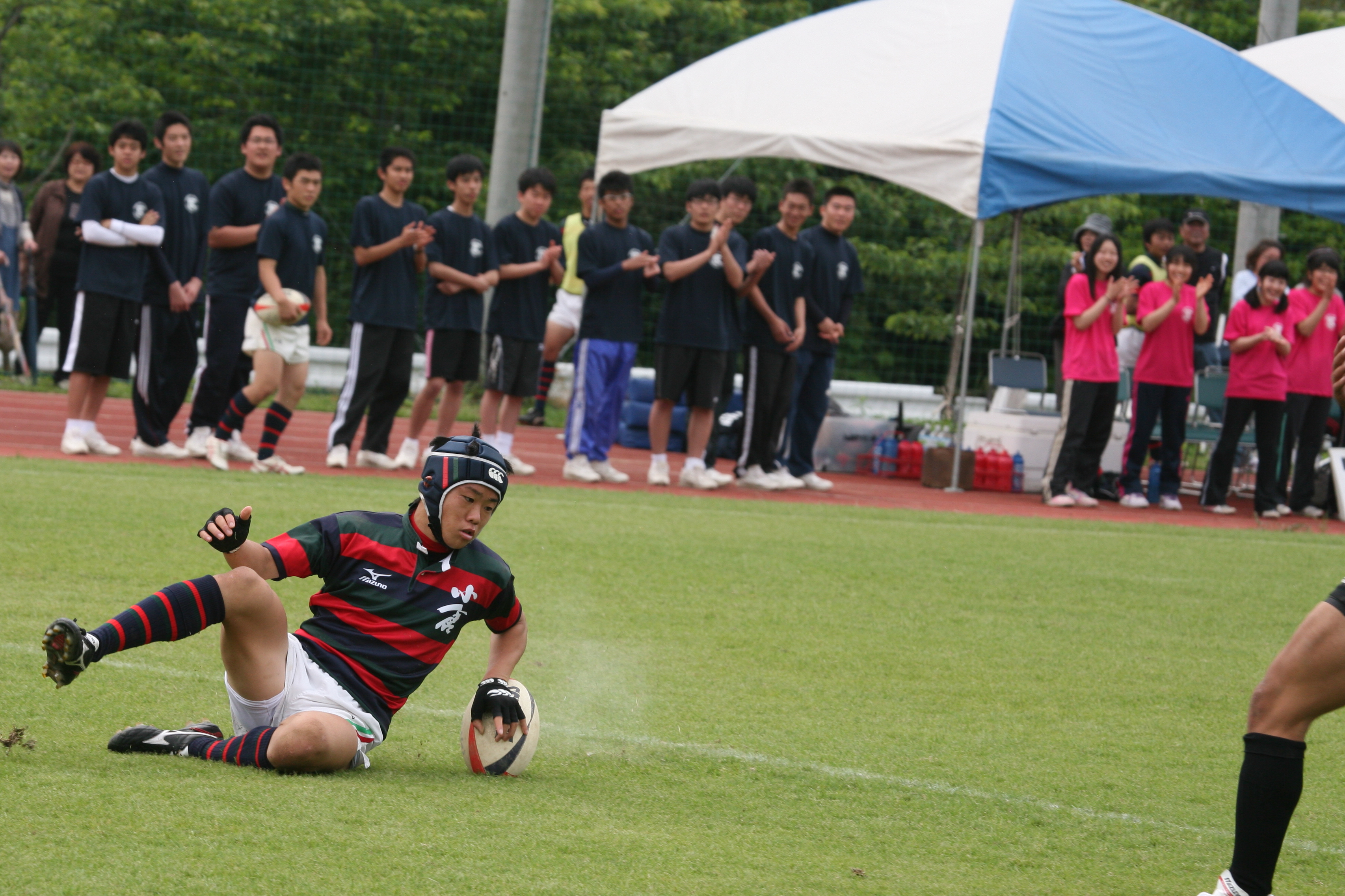 http://kokura-rugby.sakura.ne.jp/2011.5.22-6.JPG