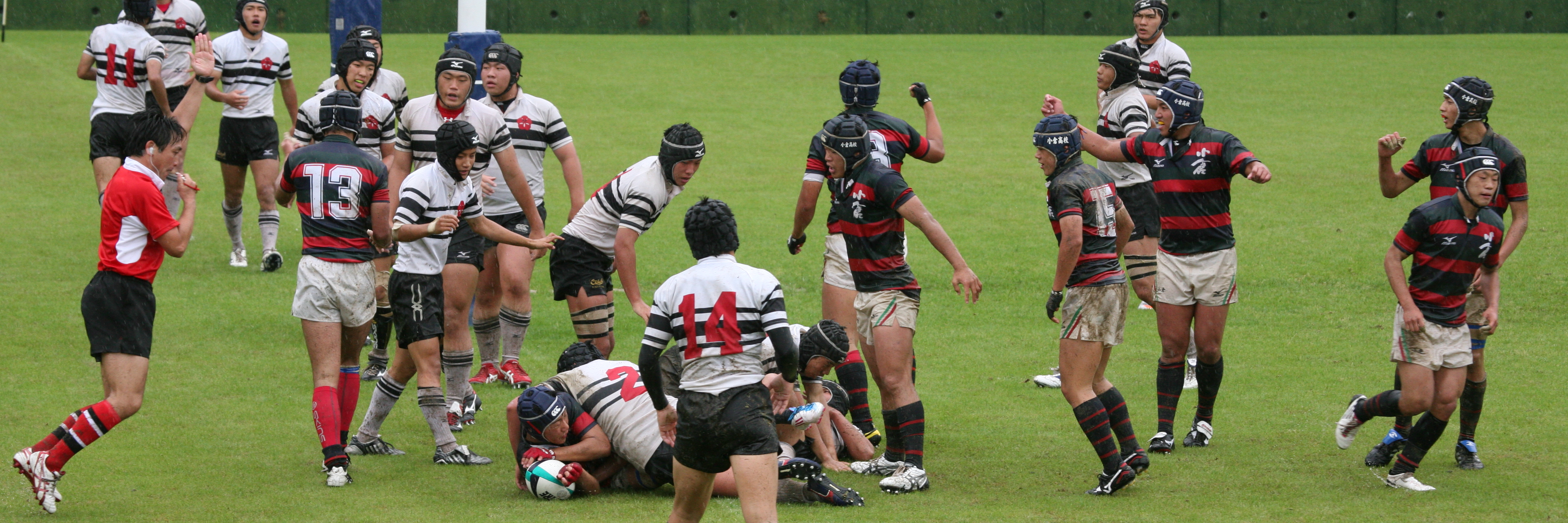 http://kokura-rugby.sakura.ne.jp/2011.5.29-10C.JPG