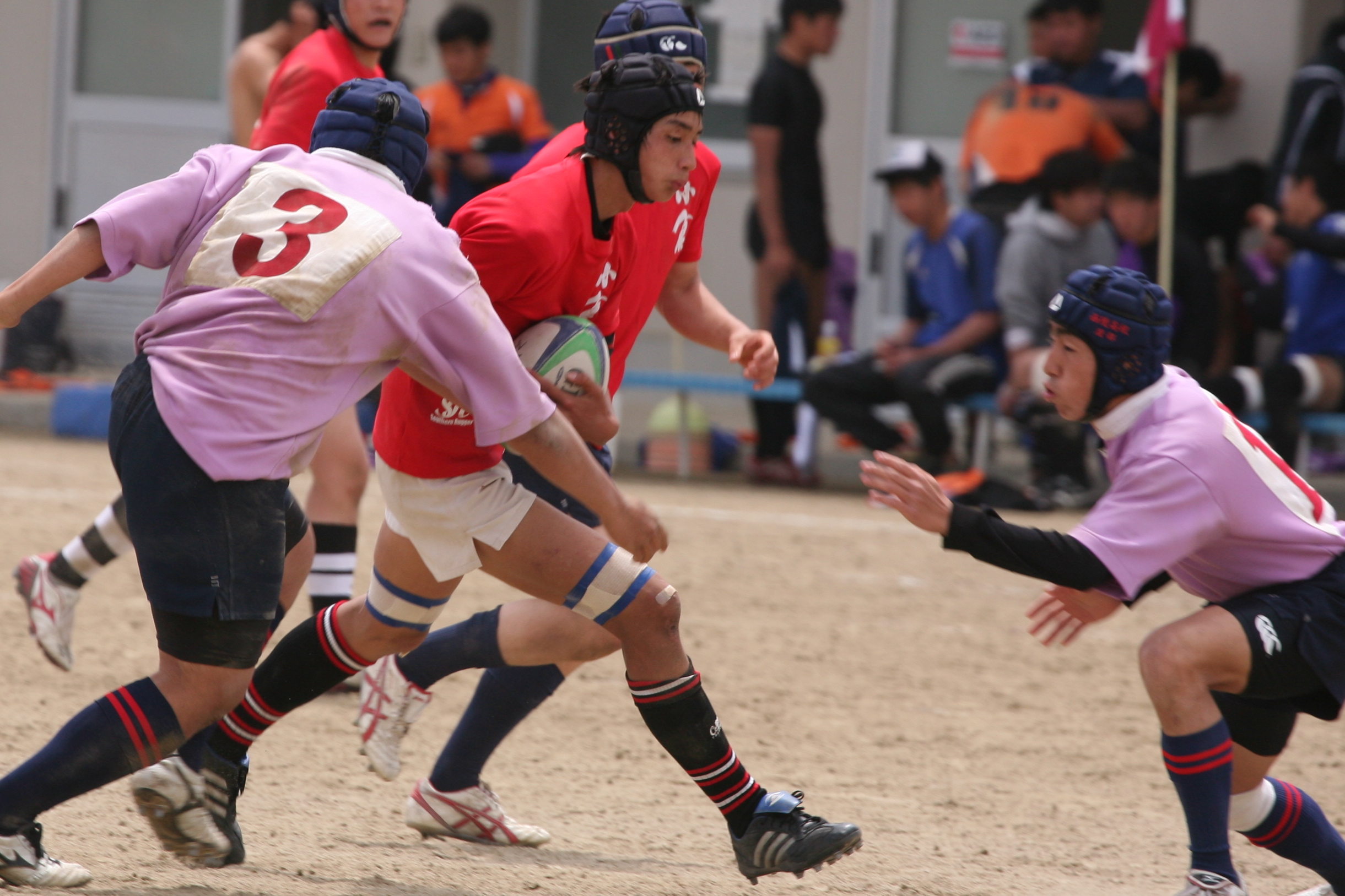 http://kokura-rugby.sakura.ne.jp/2011.5.5-9.JPG