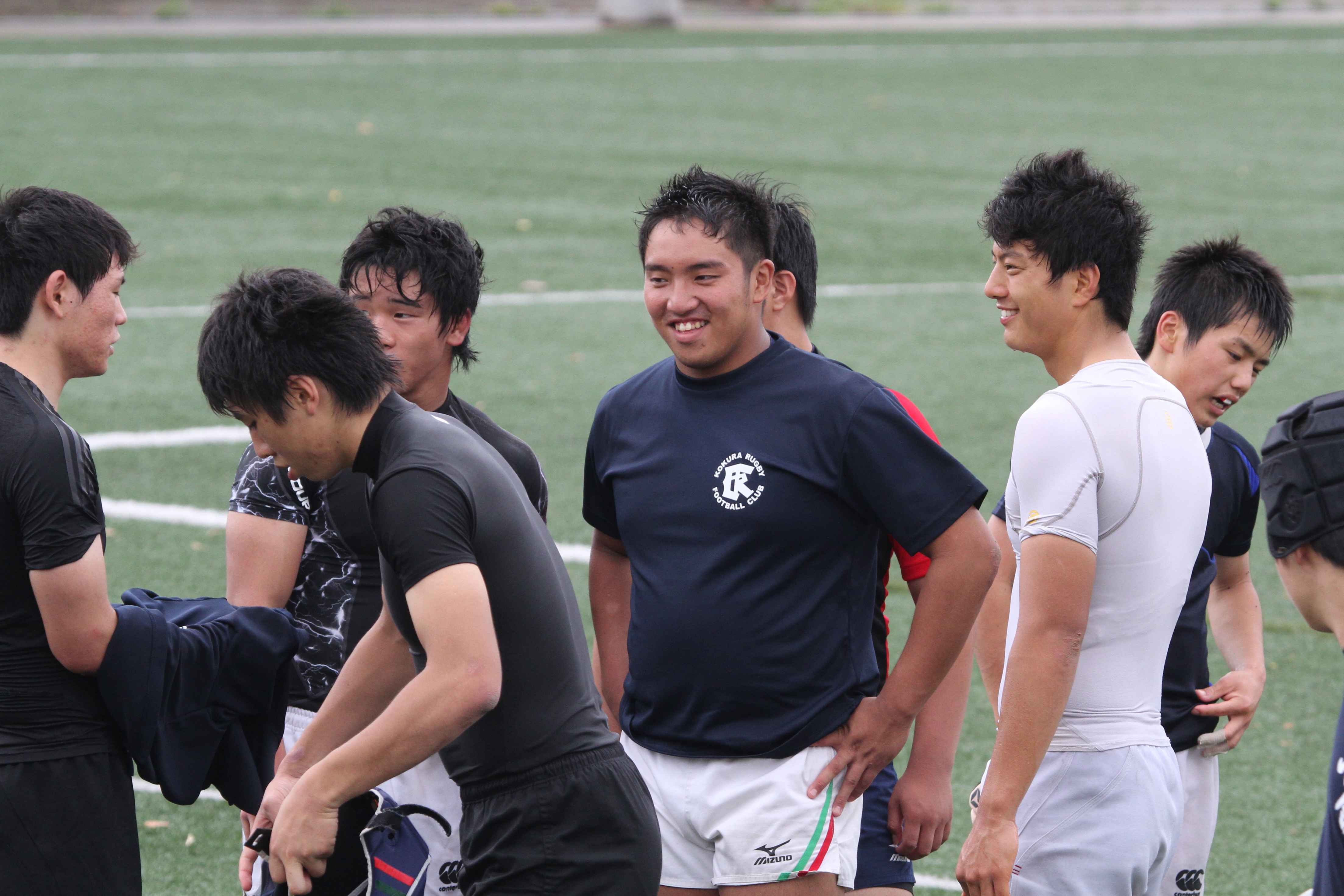 http://kokura-rugby.sakura.ne.jp/2011.7.1-9.JPG