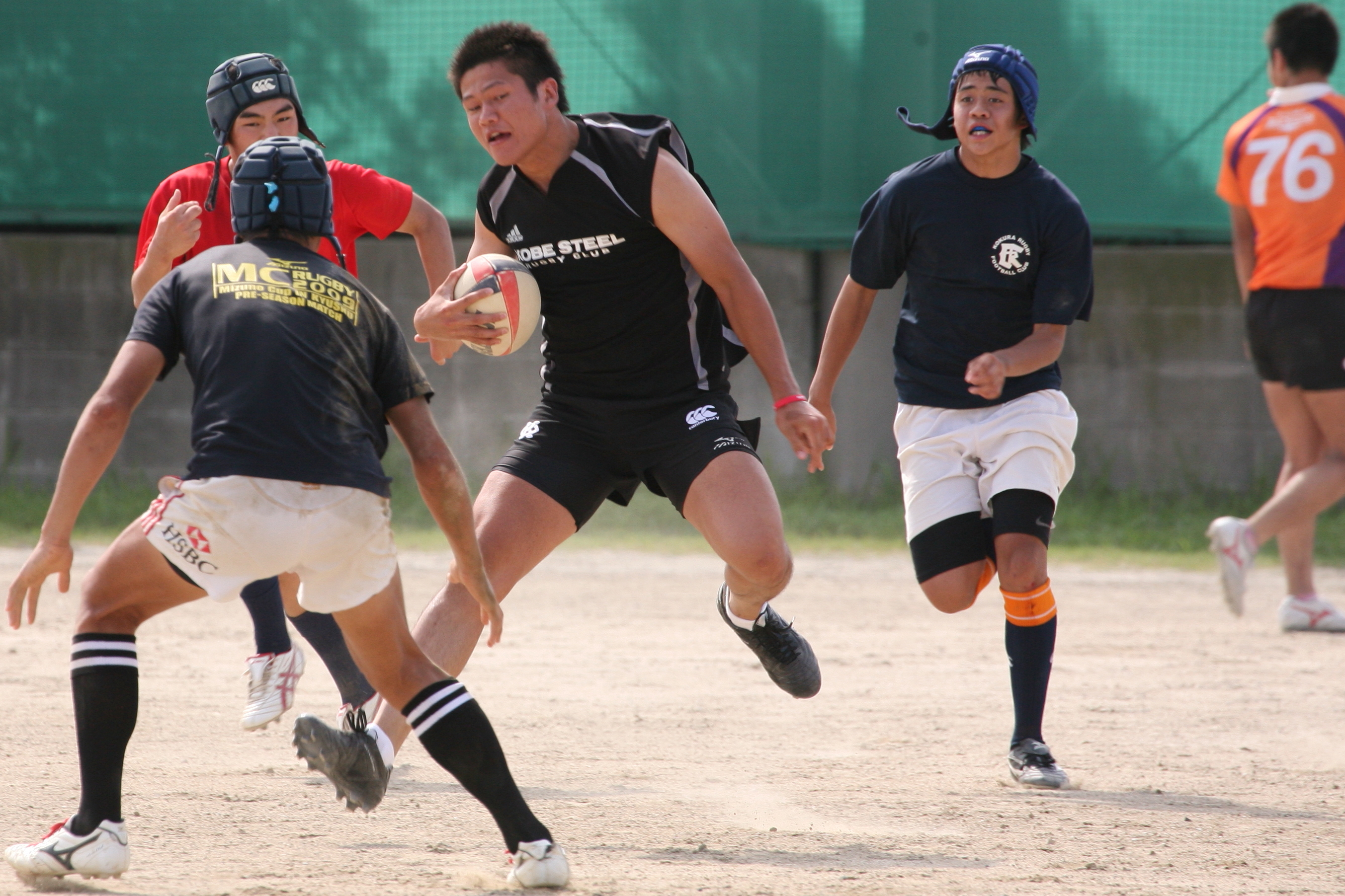 http://kokura-rugby.sakura.ne.jp/2011.7.16-1.JPG