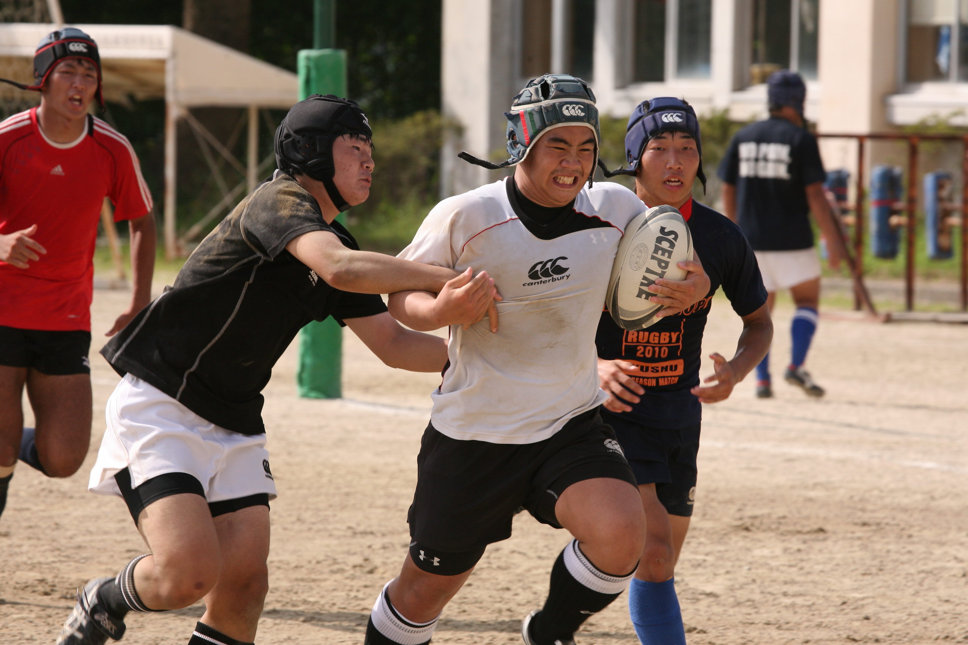 http://kokura-rugby.sakura.ne.jp/2011.7.16-11.JPG