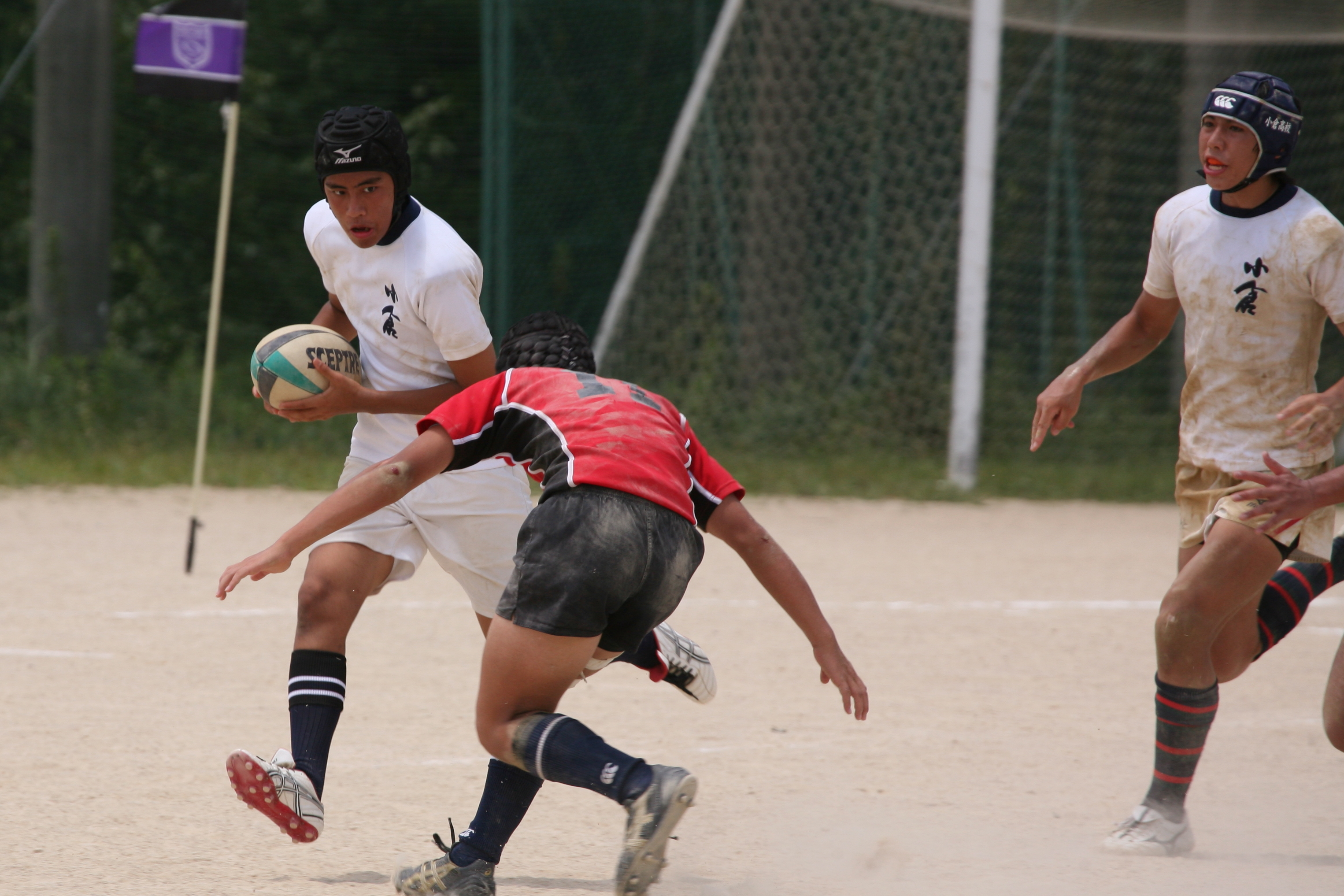 http://kokura-rugby.sakura.ne.jp/2011.7.31-16.JPG