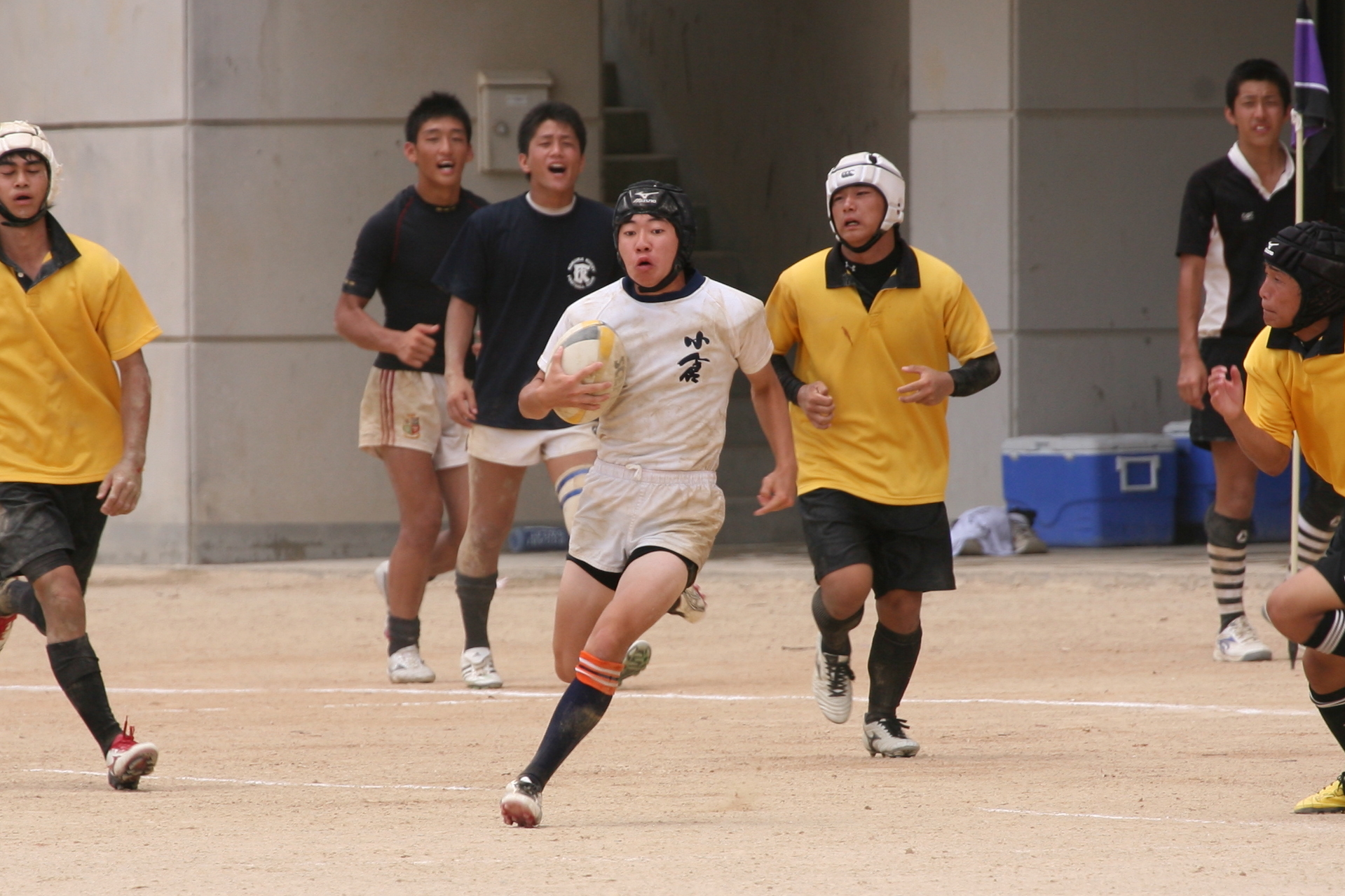 http://kokura-rugby.sakura.ne.jp/2011.7.31-20.JPG