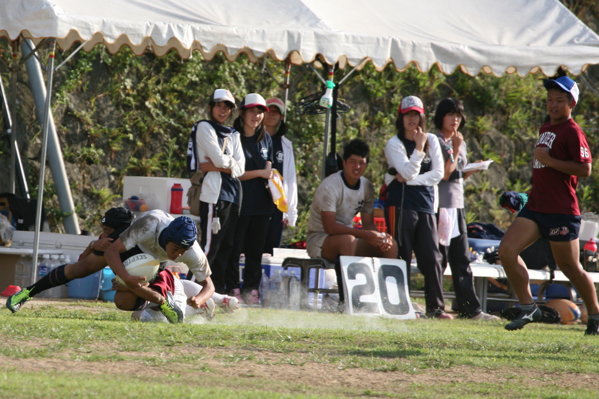 http://kokura-rugby.sakura.ne.jp/2011.8.13-7.JPG
