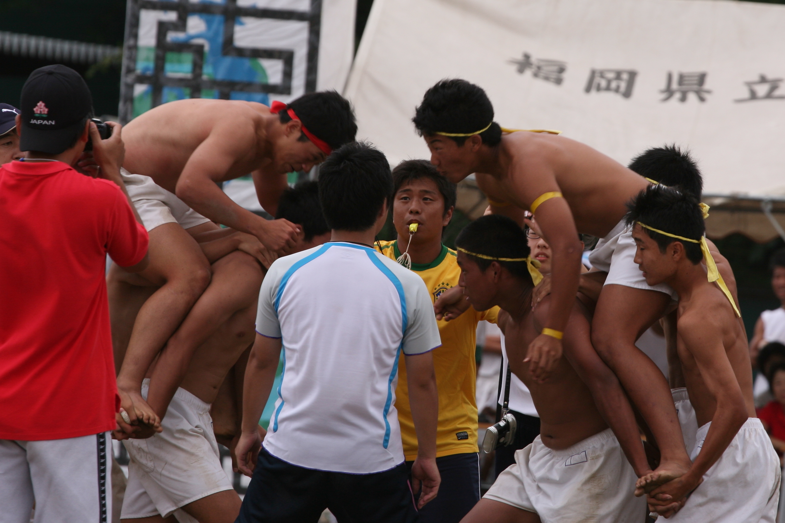 http://kokura-rugby.sakura.ne.jp/2011.9.4-33.JPG