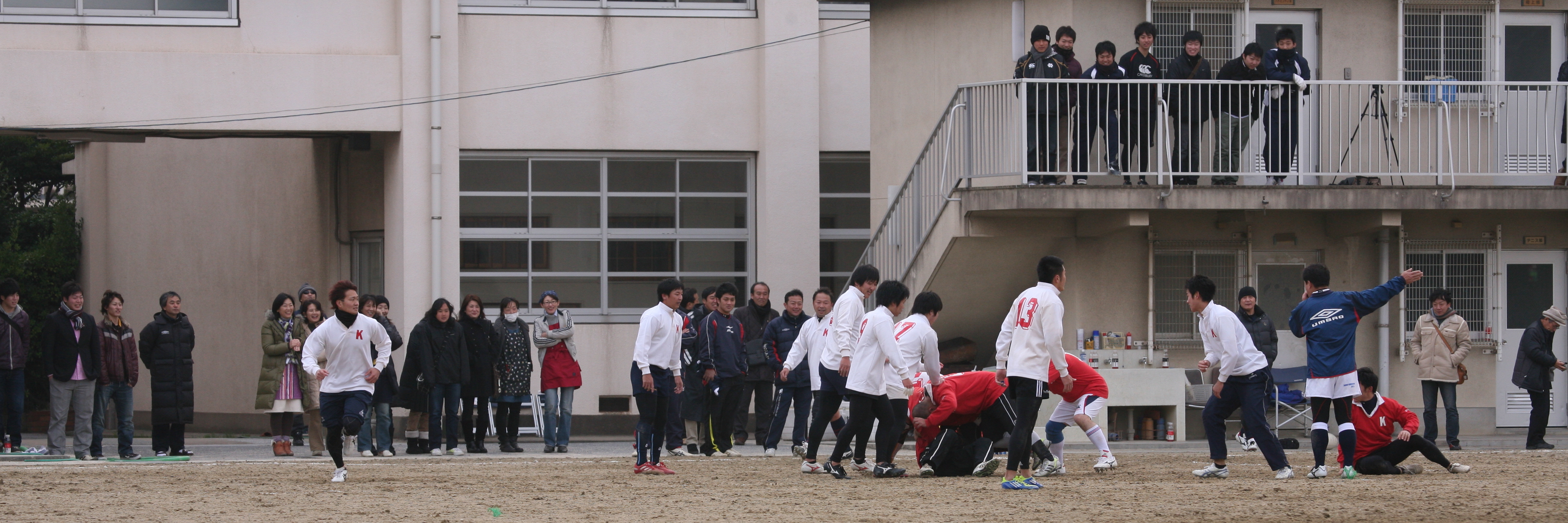 http://kokura-rugby.sakura.ne.jp/2012.1.3-III.JPG