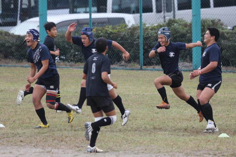 http://kokura-rugby.sakura.ne.jp/2012.10.12-16.JPG