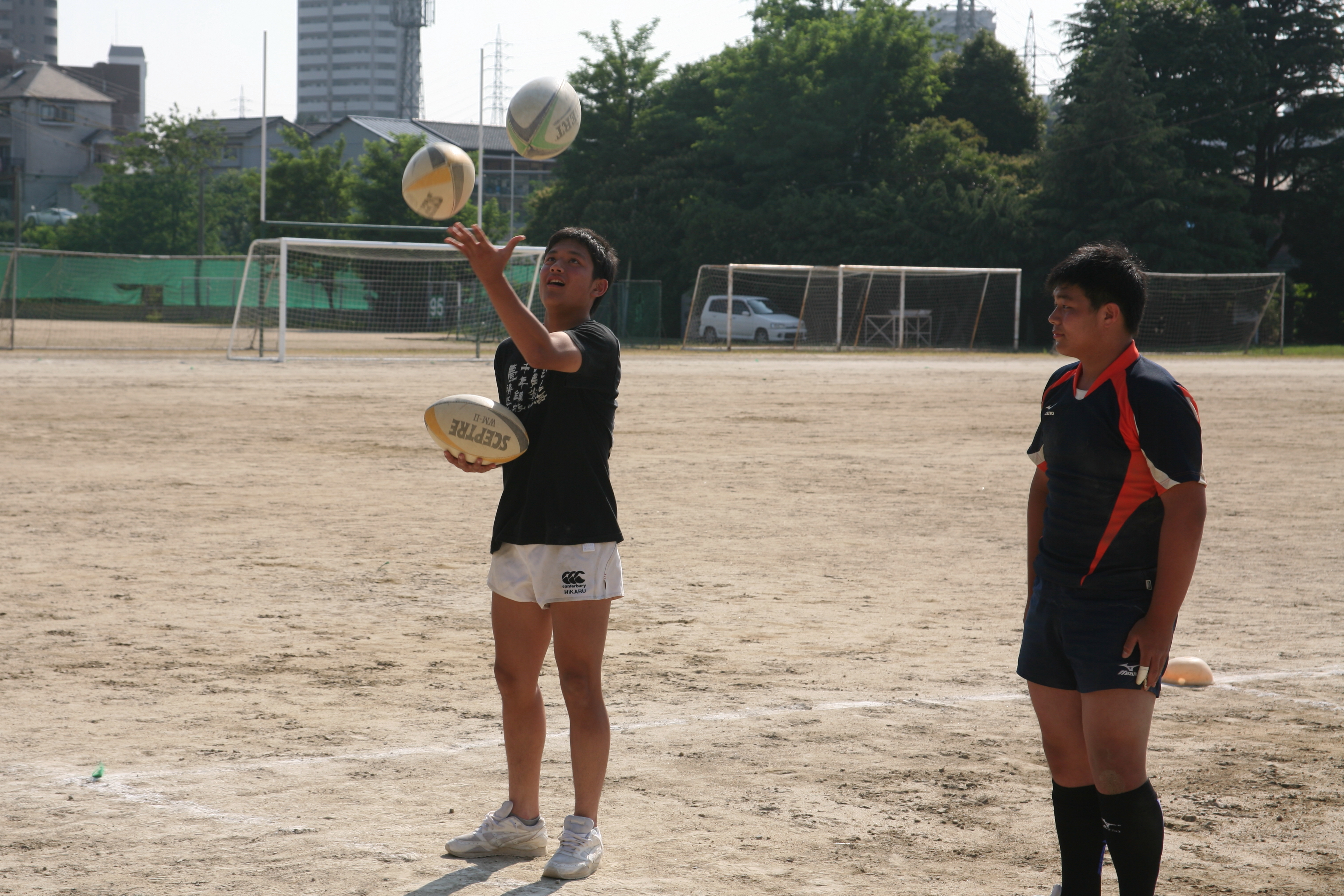 http://kokura-rugby.sakura.ne.jp/2012.6.10-9.JPG