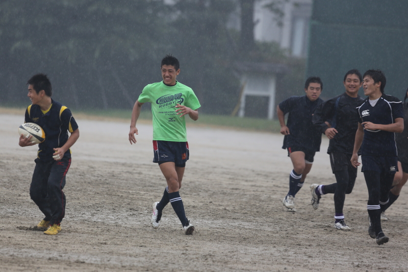 http://kokura-rugby.sakura.ne.jp/2013.11.3-5.JPG