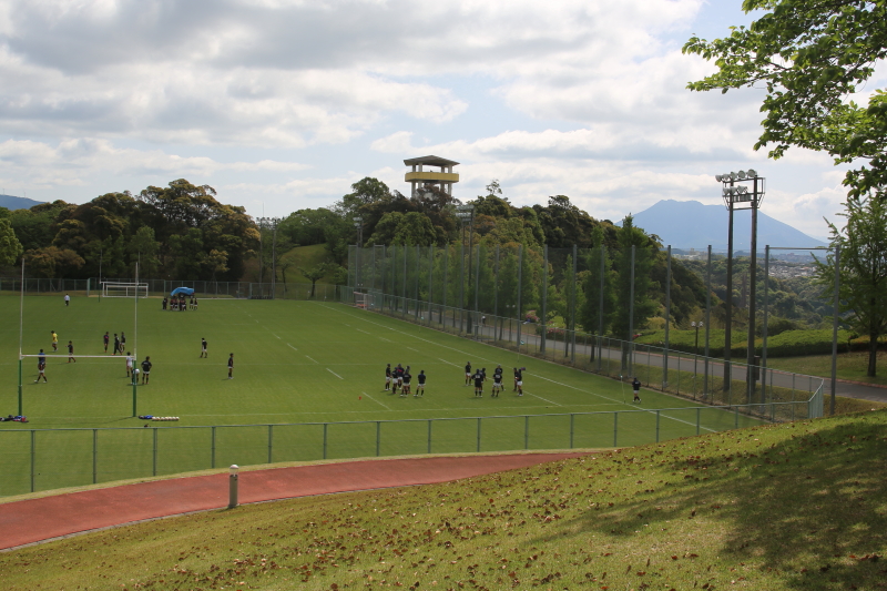 http://kokura-rugby.sakura.ne.jp/2013.4.21-1.JPG