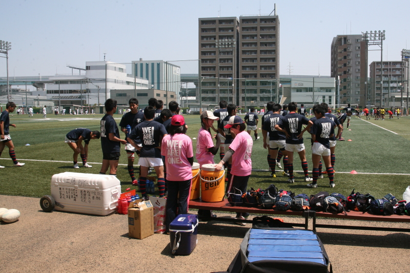 http://kokura-rugby.sakura.ne.jp/2013.5.12-1.JPG