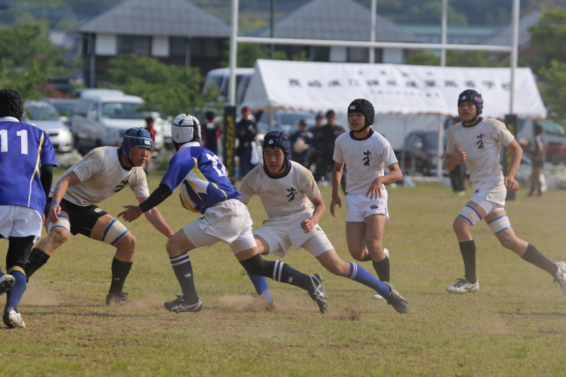 http://kokura-rugby.sakura.ne.jp/2013.5.3-12.JPG