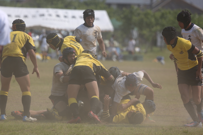 http://kokura-rugby.sakura.ne.jp/2013.5.3-8.JPG