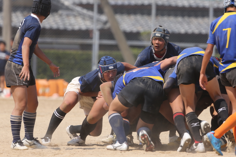 http://kokura-rugby.sakura.ne.jp/2013.5.4-8.JPG