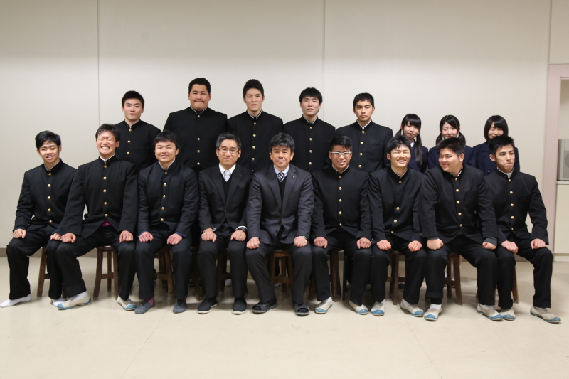 http://kokura-rugby.sakura.ne.jp/2014.3.1-32.JPG