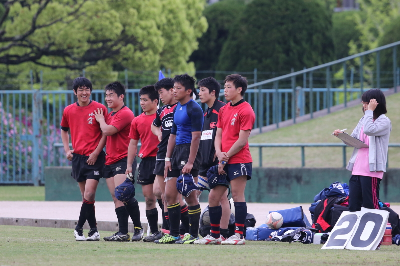 http://kokura-rugby.sakura.ne.jp/2014.4.29-57.JPG