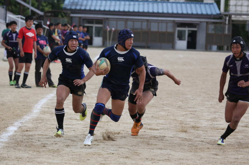 http://kokura-rugby.sakura.ne.jp/2014.5.4-48.JPG