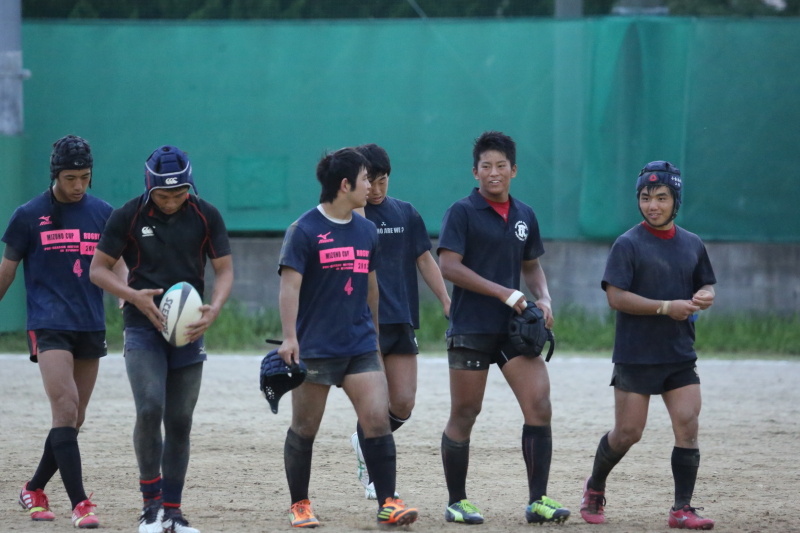 http://kokura-rugby.sakura.ne.jp/2014.6.5-8.JPG