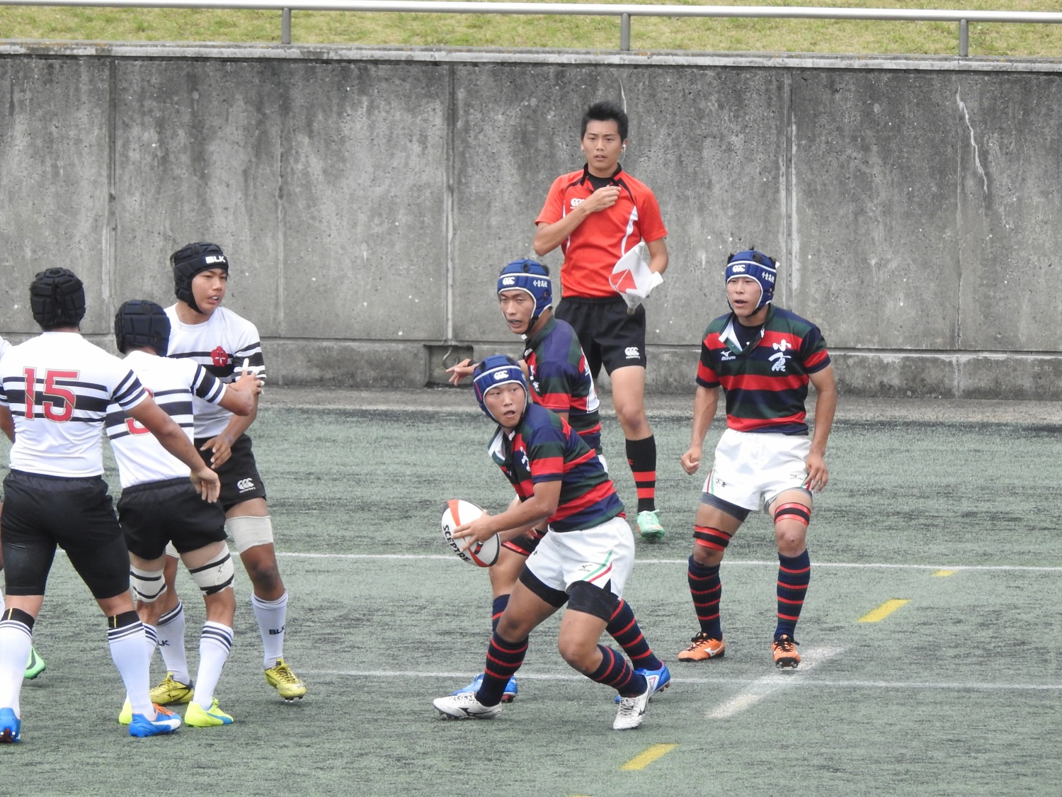 http://kokura-rugby.sakura.ne.jp/DSCN7127_xlarge.JPG