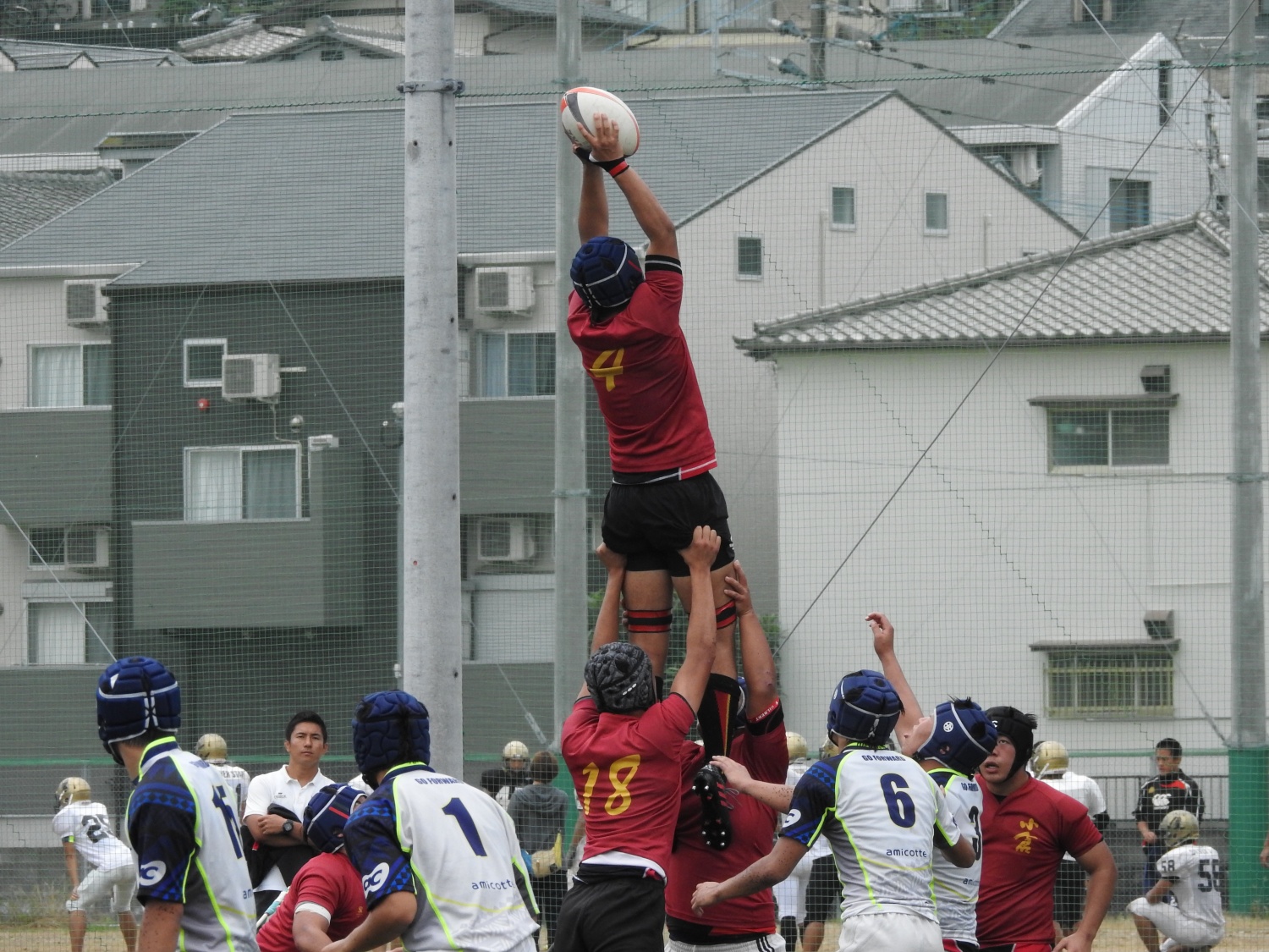http://kokura-rugby.sakura.ne.jp/DSCN7228_xlarge.JPG
