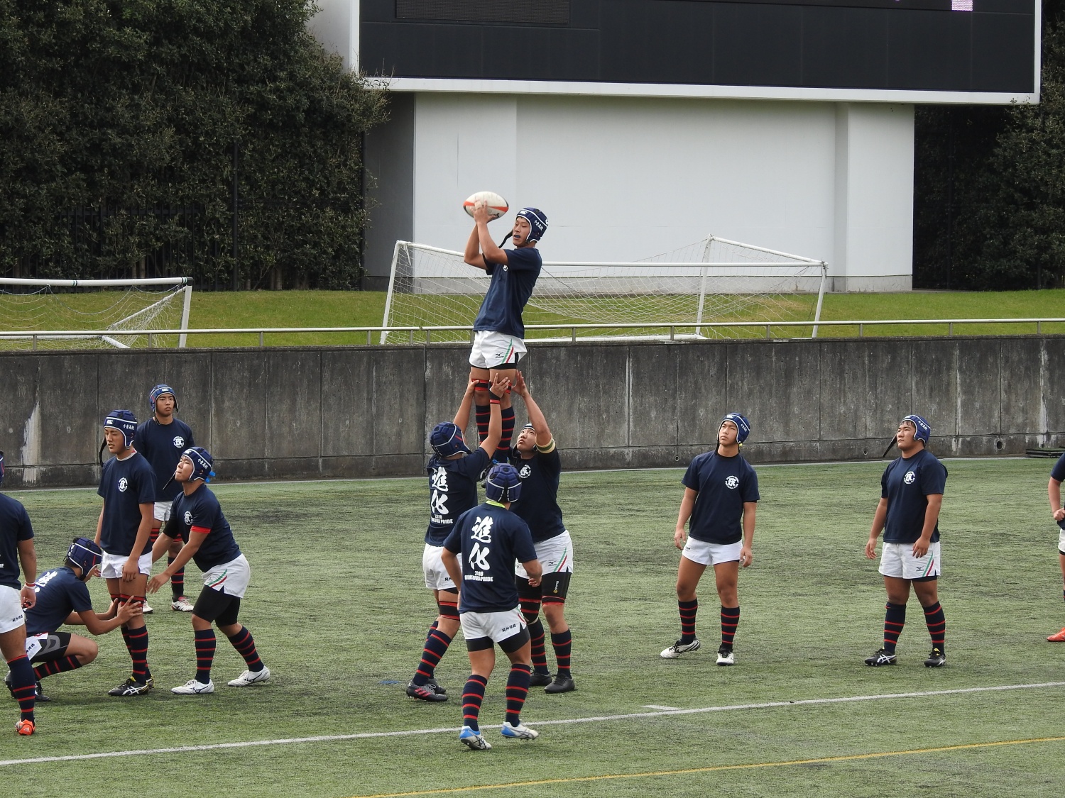 http://kokura-rugby.sakura.ne.jp/DSCN7918_xlarge.JPG