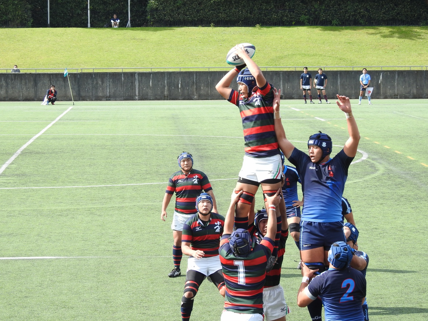 http://kokura-rugby.sakura.ne.jp/DSCN8141_xlarge.JPG