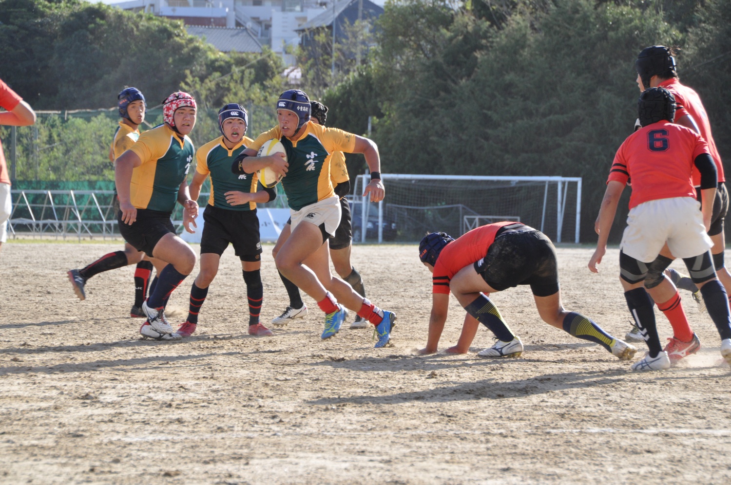 http://kokura-rugby.sakura.ne.jp/DSC_0511_xlarge.JPG