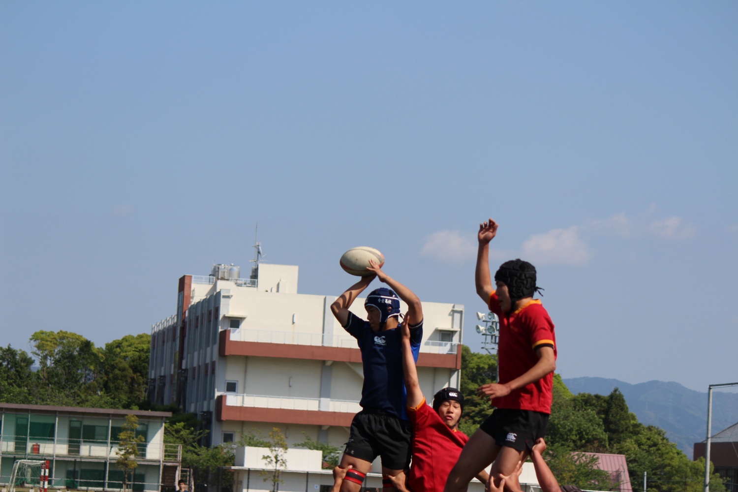 http://kokura-rugby.sakura.ne.jp/IMG_0236_xlarge.JPG